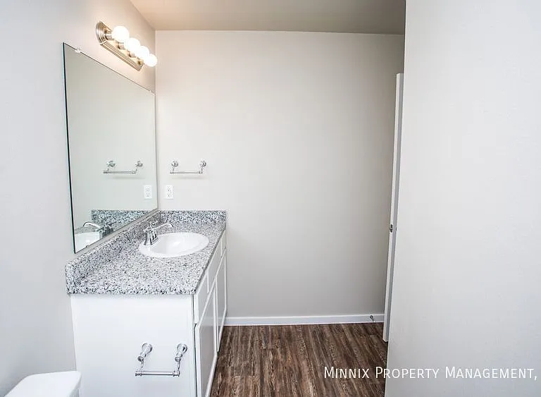 2116 Langford Ave #A — Photo 10