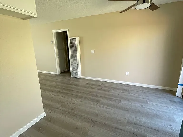 Jones Apartments — Photo 4