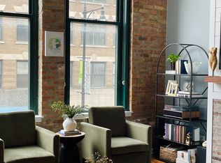 3151 N Lincoln Ave APT 217, Chicago, IL 60657
