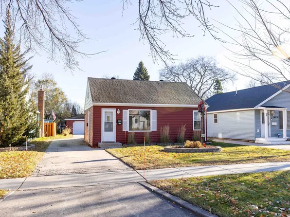 1410 14 1/2 St S, Fargo, ND 58103