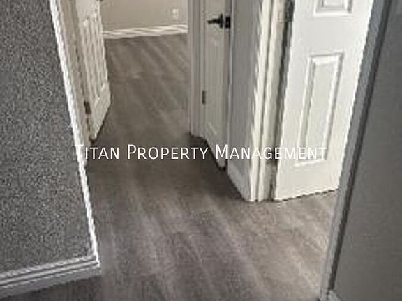 4th image of 423 Clinton Ave #3