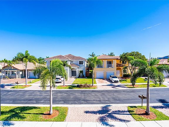 4th image of 1350 NE 41st Pl