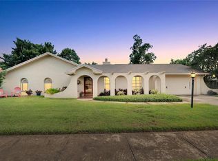 1617 Teakwood Dr, Plant City, FL 33563