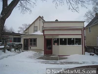 1st image of 3911 Minnehaha Ave
