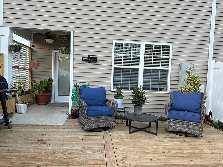 1400 Gracie Ln — Photo 17