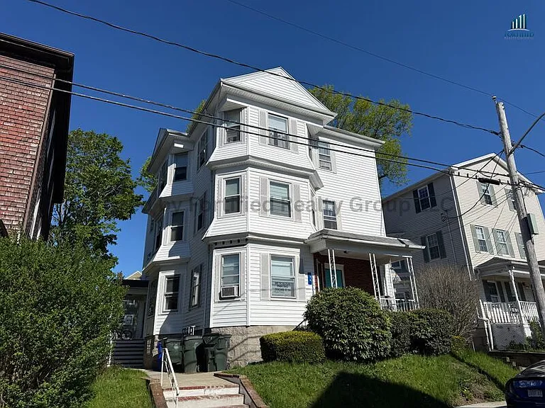 76 Stetson St #3R — Photo 15
