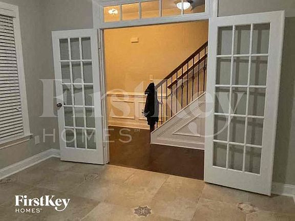 3rd image of 120 Boling Springs Ct