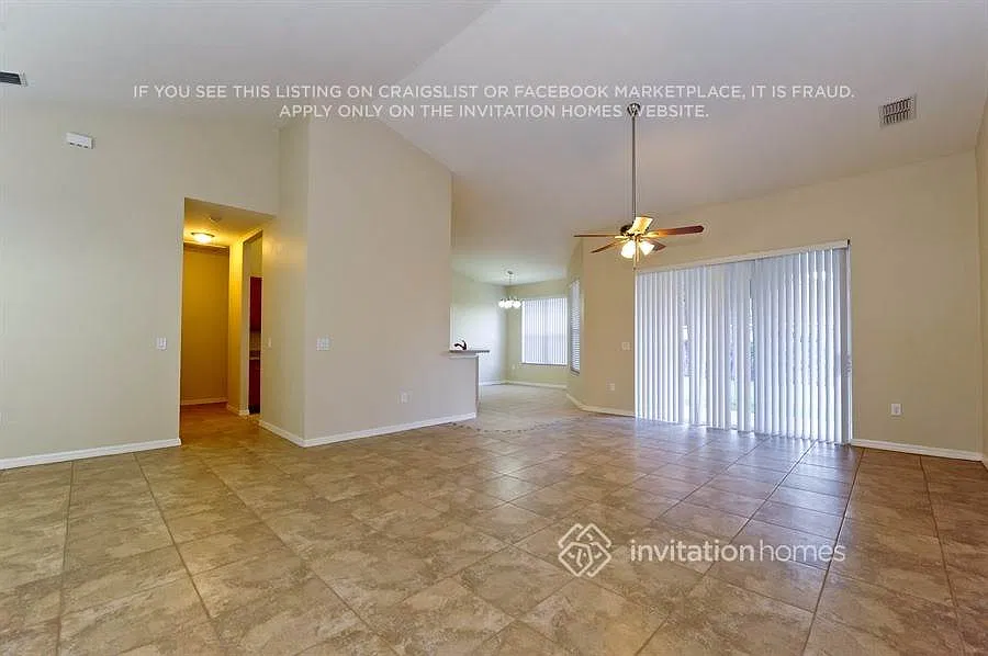 5352 Oxford Manor Cir Lakeland, FL 33810 — Photo 4
