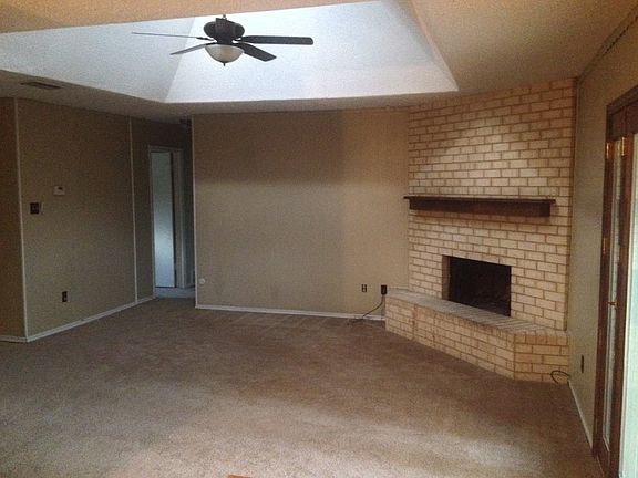 2nd image of 5404 Inglewood Ln