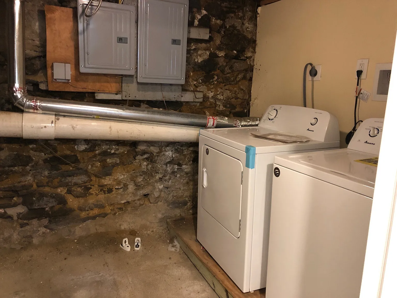 7 Woodmont Road - 1 — Photo 2