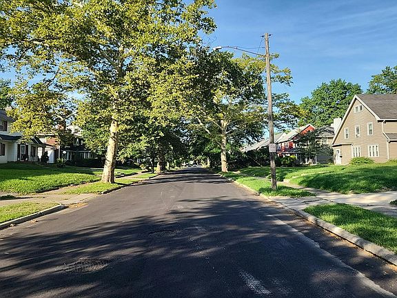 4th image of 3175 Sycamore Rd