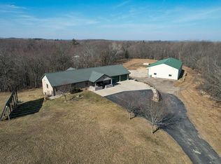 N5445 Town Shop Rd, Elroy, WI 53929