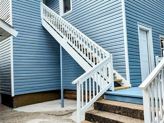 2nd image of 3601 Denison Ave