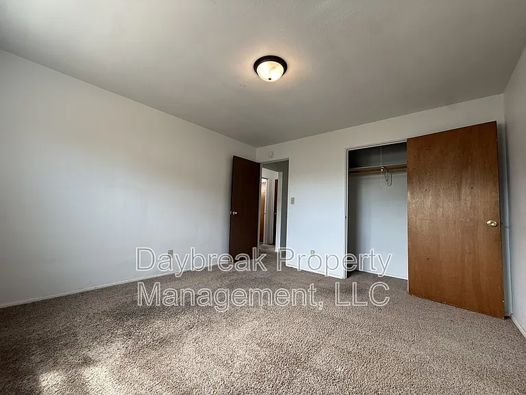 2913 8th St N #3 — Photo 7