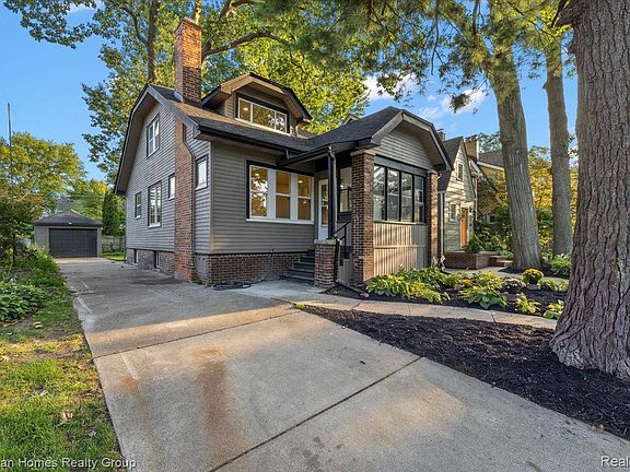 3rd image of 62 Wellesley Dr
