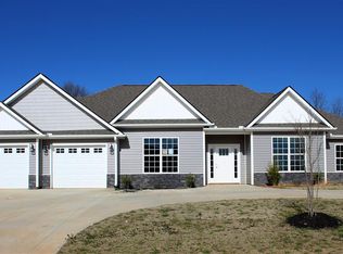 832 W Keepsake Ln, Inman, SC 29349