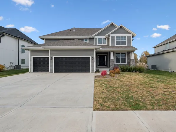 17150 W 164th St, Olathe, KS 66062