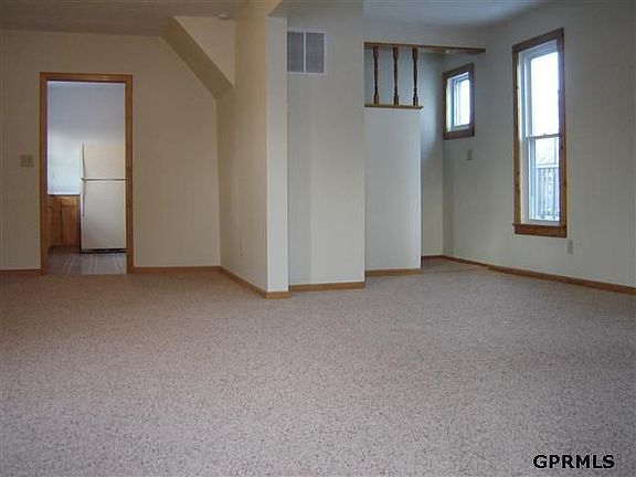5th image of 5718 S 32nd St