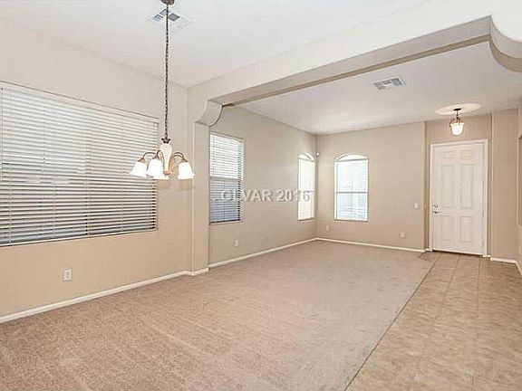 5th image of 11224 Newbury Hills Ave