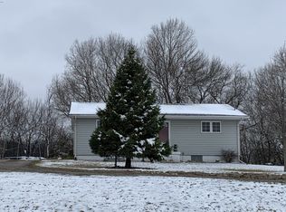 57248 220th St, Glenwood, IA 51534