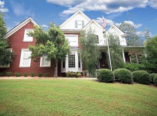 5062 Oak Farm Way, Flowery Branch, GA 30542