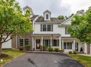 110 Collinswood Dr, Staunton, VA 24401