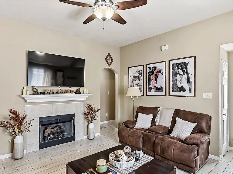 3924 Tranquil Path Dr — Photo 4