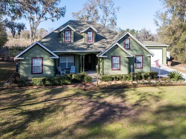 985 SE Evergreen Dr, Lake City, FL 32025