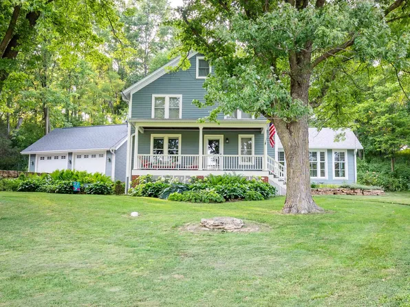 8506 W Buckhill Rd, Galena, IL 61036