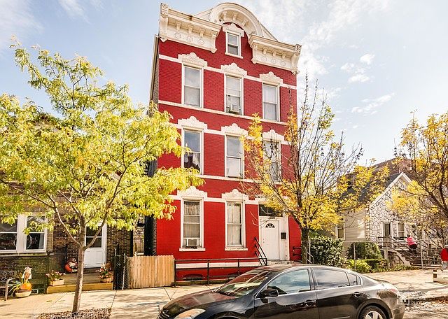 2nd image of 1843 S Laflin St #1