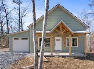 416 Ski St, Hohenwald, TN 38462