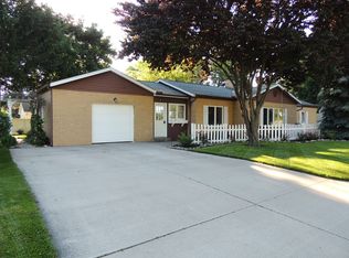 207 Bankey Ave, Archbold, OH 43502