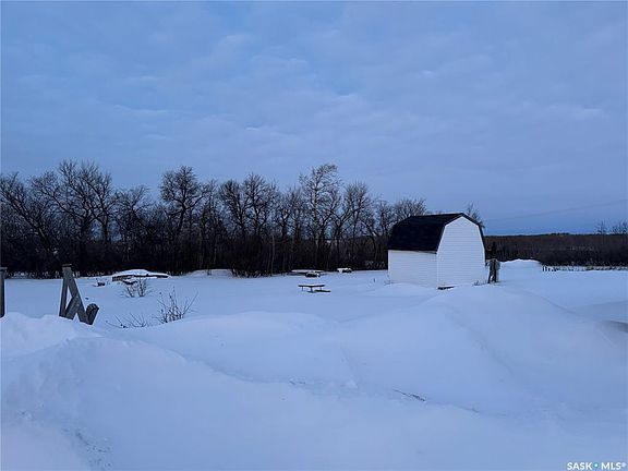 2nd image of 208 1st STREET
