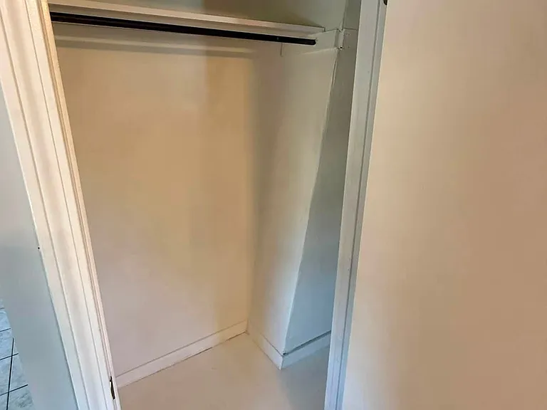 780 Park Ave #2L — Photo 5