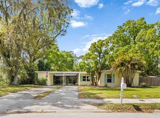 817 W River Dr, Temple Terrace, FL 33617