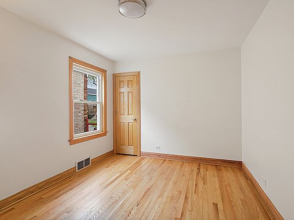 3rd image of 5228 S Lockwood Ave