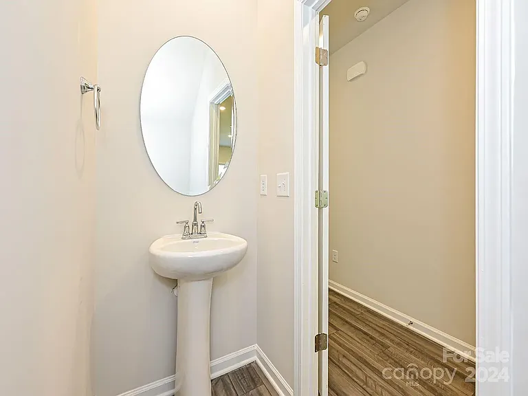 3610 Backwater St — Photo 5