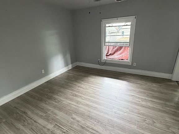 5th image of 101 Geary St