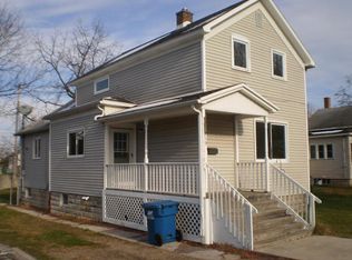 719 Franklin Ave, Grand Haven, MI 49417