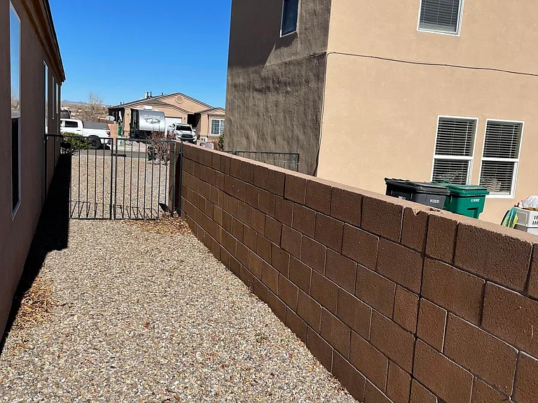 1905 San Pedro Rd NE — Photo 11