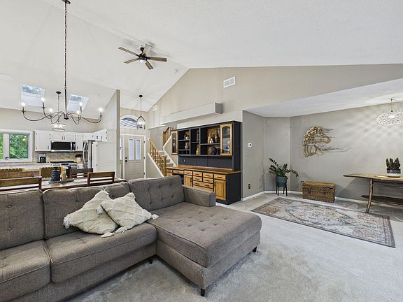5th image of 3680 Widgeon Way