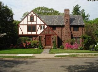 51 Pontiac Rd, Newton, MA 02468