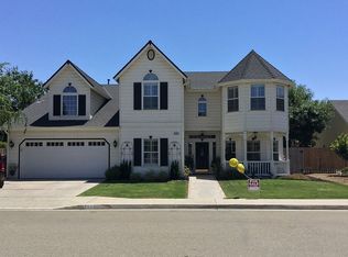 250 W Loyola Ave, Clovis, CA 93619