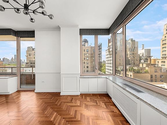 4th image of 30 E 85th St APT 11D