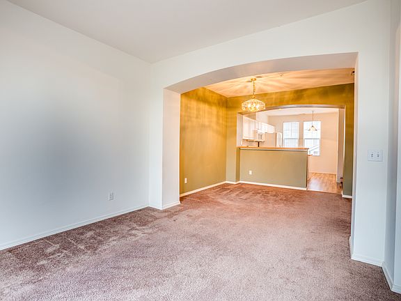 5th image of 23400 Lakeside Blvd E APT 19-5
