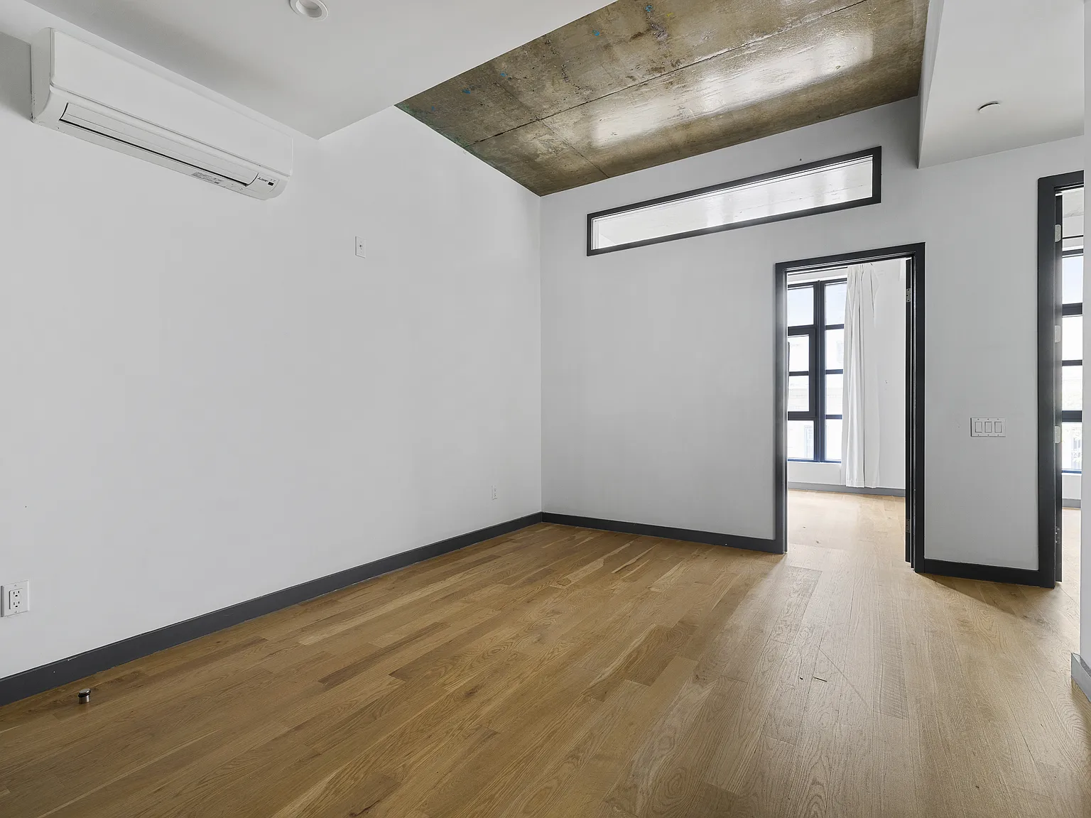 93 Linden Street — Photo 3