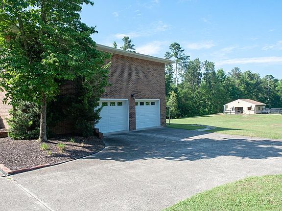 4th image of 3944 Woodvalley Dr