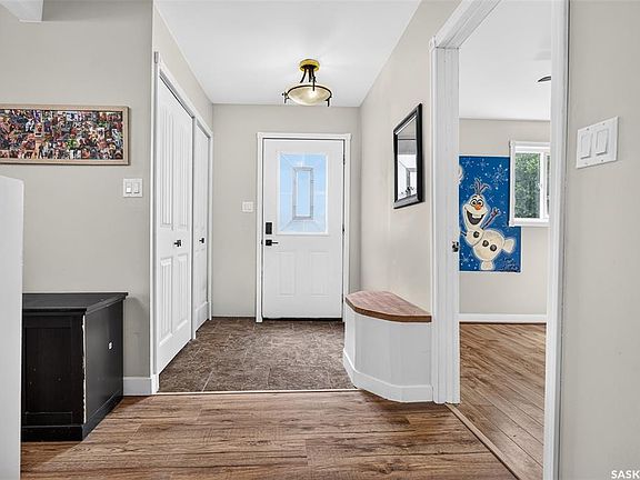 4th image of 1002 Stadacona STREET W