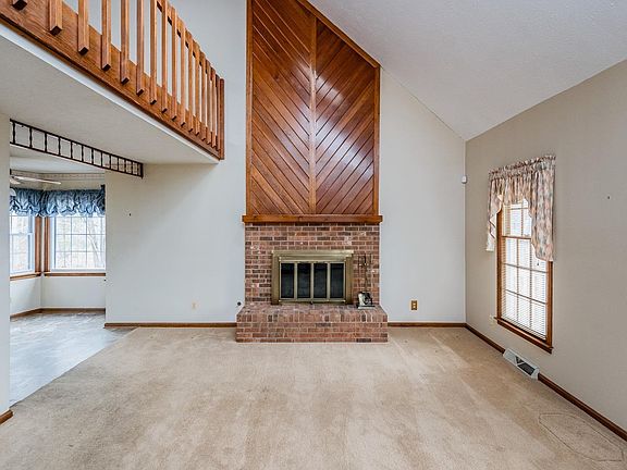 5th image of 100 N Wood Duck Dr