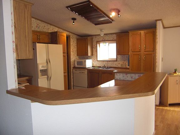 2nd image of 706 Dennis St SE #103